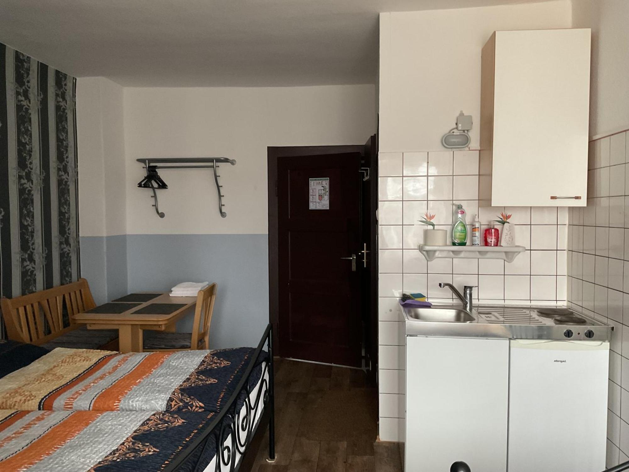 Pension&Hostel Anna - Monteurzimmer Μόναχο Εξωτερικό φωτογραφία