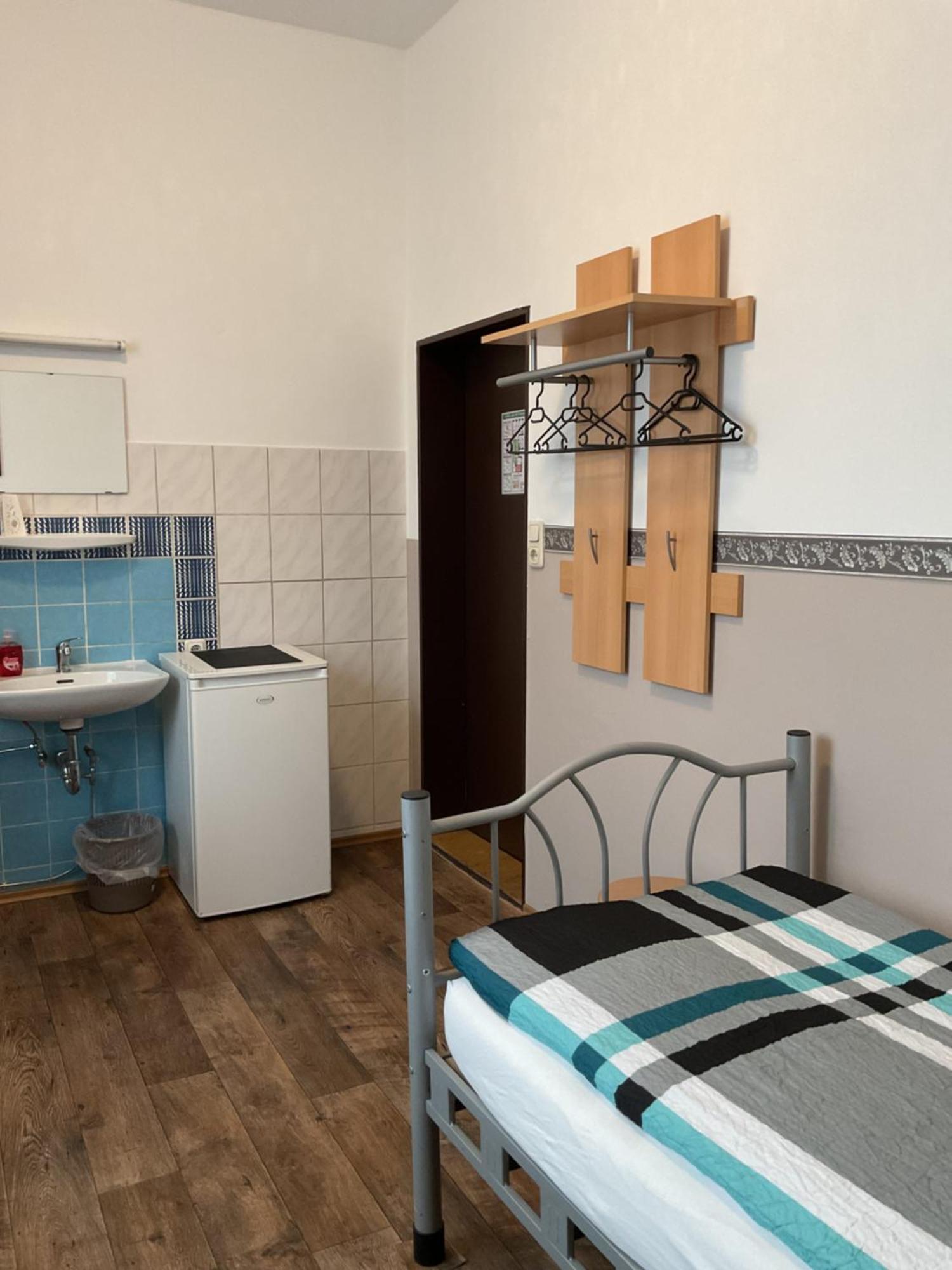 Pension&Hostel Anna - Monteurzimmer Μόναχο Εξωτερικό φωτογραφία